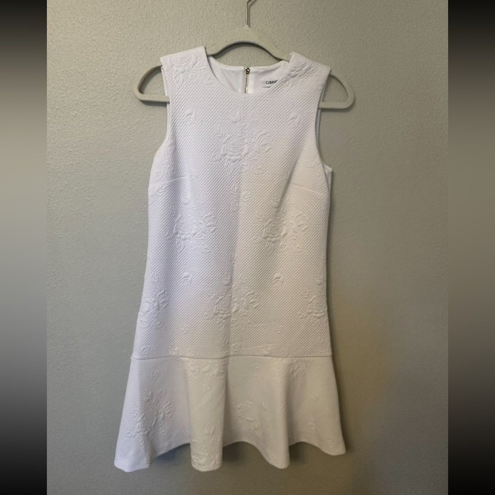 Calvin Klein, white, size 4